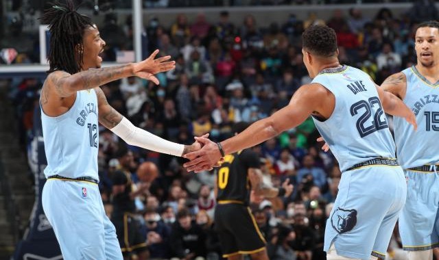 星空体育官网-这一刻，谁还会怀疑莫兰特是当今NBA前五控卫？