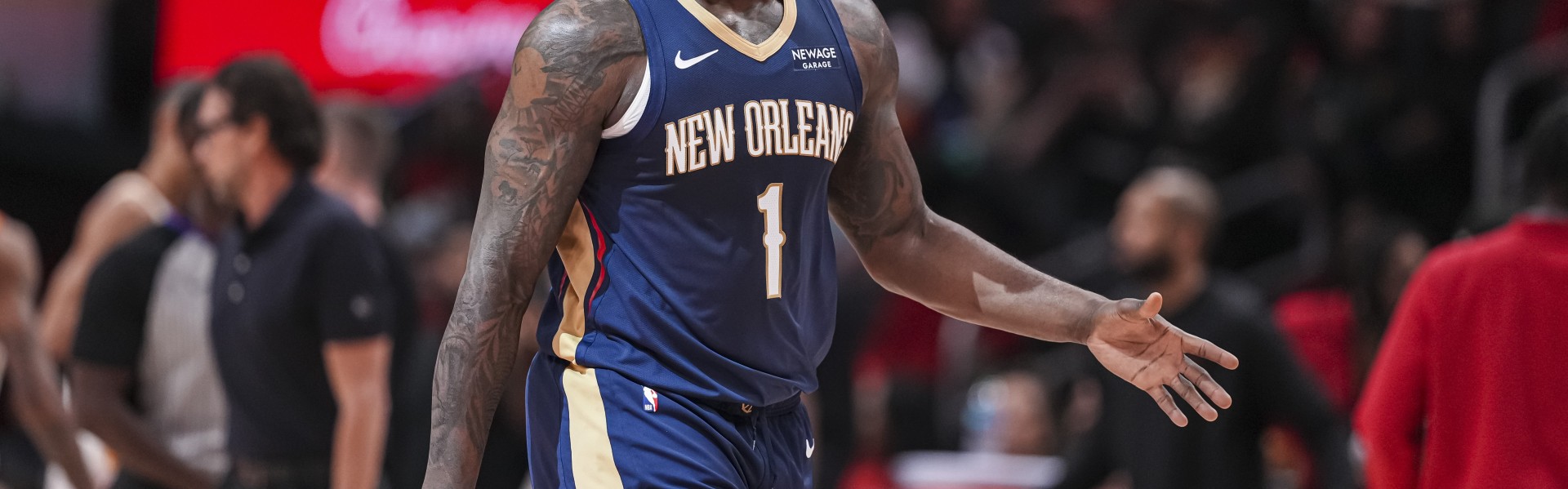 星空体育中国-戏份不多！锡安半场出战16分钟 5中3拿到7分2板2助