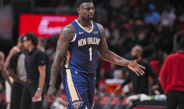 星空体育中国-戏份不多！锡安半场出战16分钟 5中3拿到7分2板2助